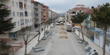 Hüyük Caddesi’nin Atık Su Hattı Yenileniyor