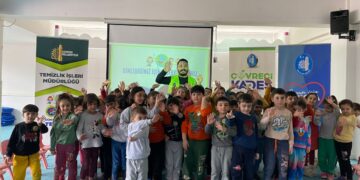 Minikler “Çevre Kahramanı” Oldu