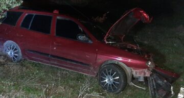 Elektrik Direğine Çarpan Otomobil Sürücüsü Yaralandı