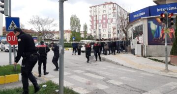 İki Grup Arasında Silahlı Kavga Çıktı