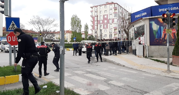 İki Grup Arasında Silahlı Kavga Çıktı