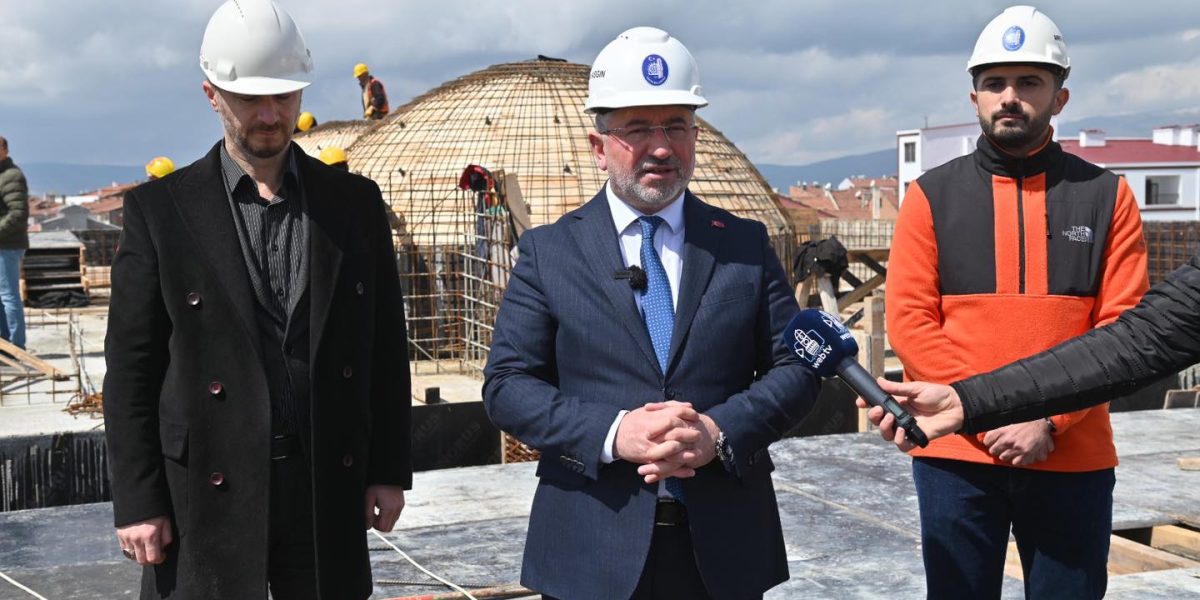 Bedestende Kubbeler Yükseliyor