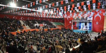 Gönüller Kur’an Sevgisiyle Doldu