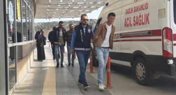 Bir Kişiyi Kaçırıp Gasbettikleri İddiasıyla 2 Zanlı Tutuklandı