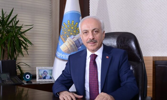 Gül’den TFF Başkanına Çorum Daveti