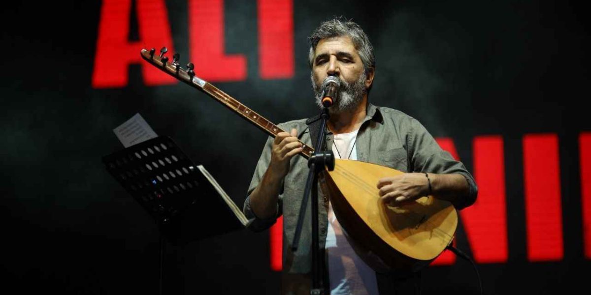 Ali Kınık, Hayranlarıyla Buluşuyor