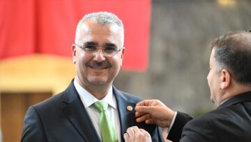 Ahlatcı, TBMM’ye Kaydını Yaptırdı