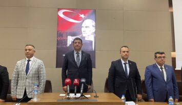 DEVA’lı Şahin, Çorum’da Basın Toplantısı Düzenledi