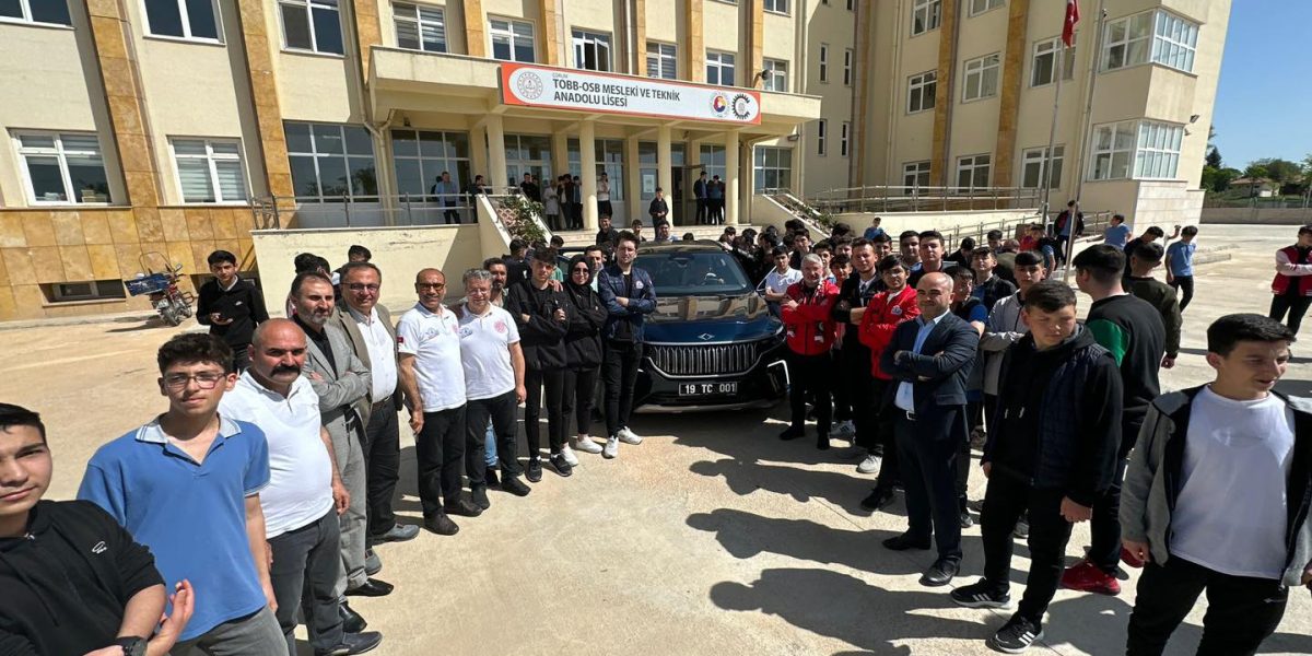 Başkan Aşgın, Teknofest Gençleriyle Buluştu