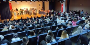 Dahi Beyinler Akıl ve Zeka Oyunları Ödül Töreni Yapıldı