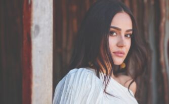 Sevilen Sanatçı Elif Buse Doğan, Çorum’a Geliyor