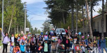 Öğrenciler, Hayvan Dostlarıyla Buluştu