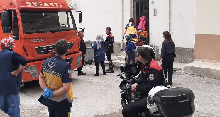 Yaşlı Kadın Evinde Ölü Bulundu