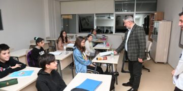 Belediye Gençlik Merkezleri’nde Yaz Kursları Başlıyor