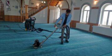 Belediye, İbadethanelerin Temizliğine Devam Ediyor