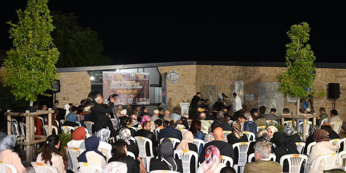 Çoruminia, Şiir Dolu Bir Geceye Ev Sahipliği Yaptı