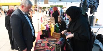 Kadın Kültür Merkezi Kursiyerleri Stant Açtı