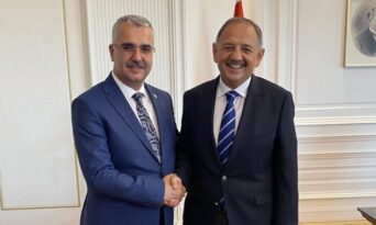 Emekli Konutlarına Bakandan Destek İstedi