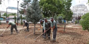 Belediye,  Afşin’i Güzelleştirmeye Devam Ediyor
