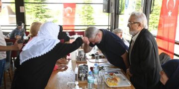 Başkan Aşgın’dan Güngörmüşlere Vefa