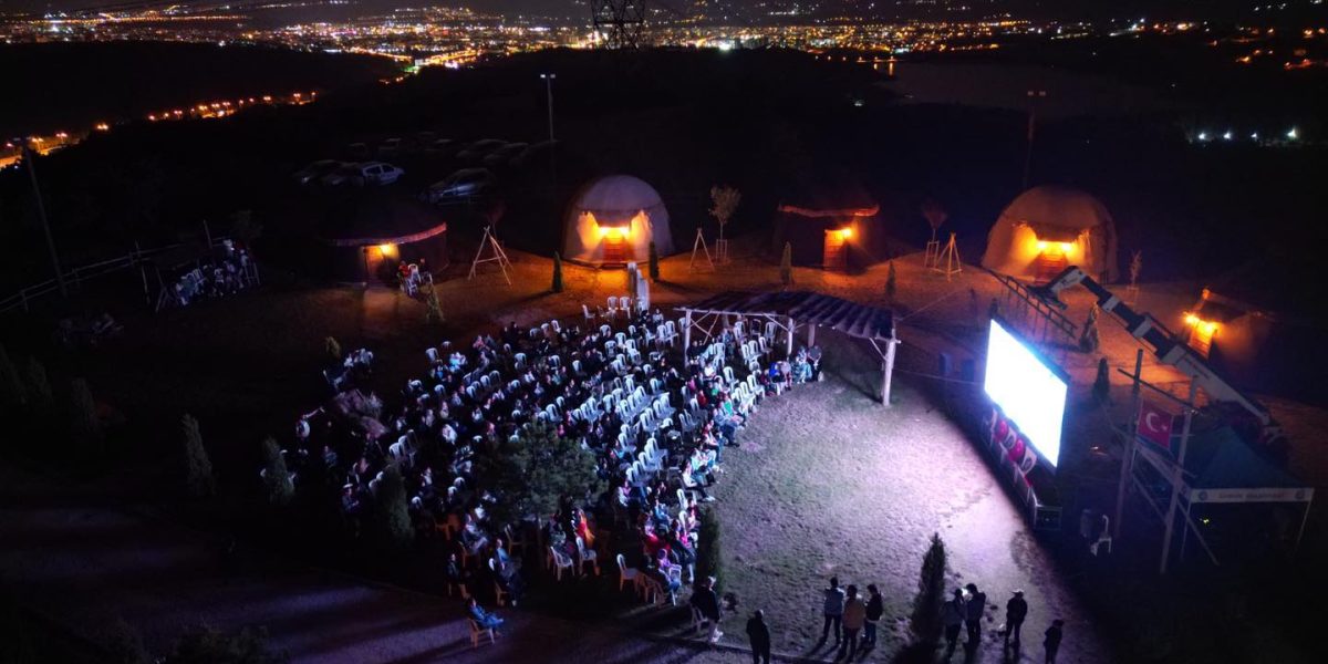 Çorumlu Obası’nda “Açık Hava Sinema” Etkinliği