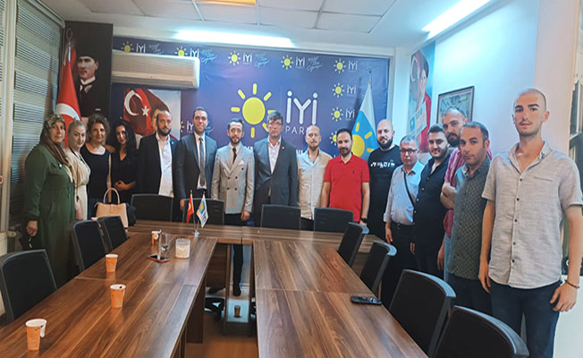 DEVA’dan İYİ Parti’ye Katıldılar