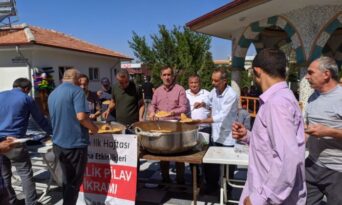 Ahilik Pilavı İkram Ettiler