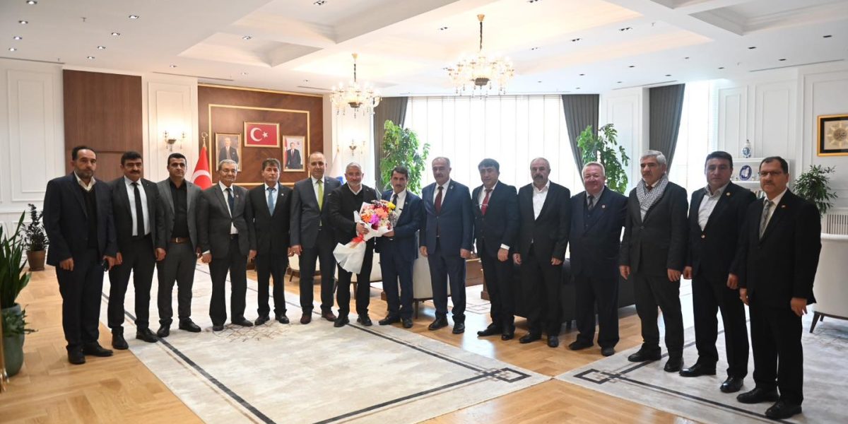 Muhtarlardan Başkan Aşgın’a Ziyaret