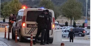 Otobüste Genç Kızı Taciz Etti