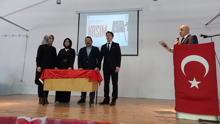 Oğuzlar’da Farklı Öğretmenler Günü Kutlaması