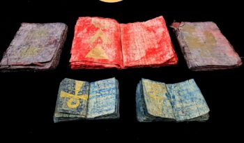 Tarihi Eser Satmaya Çalışırken Yakalandılar