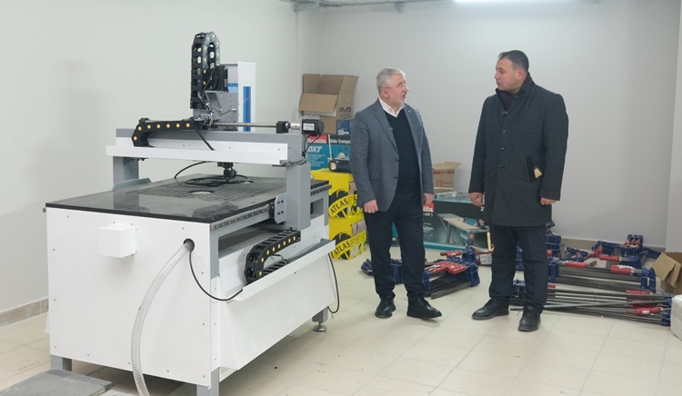 Ahşap Tasarım Ve Mobilya Atölyesi’nde Sona Doğru