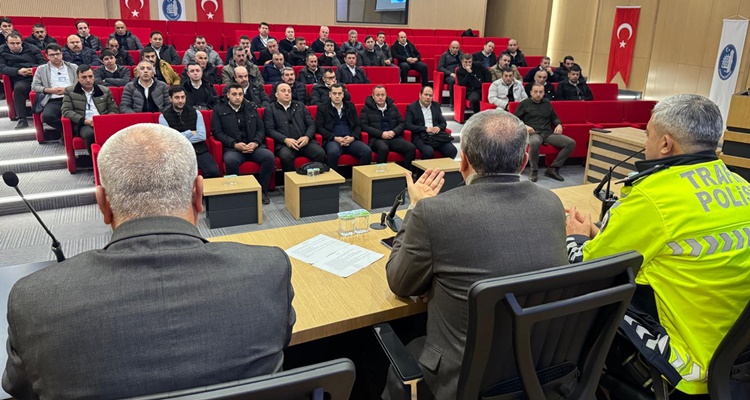 Halk Otobüs Şoförlerine Eğitim Semineri
