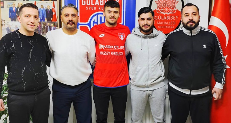 Gülabibey’den 3 İmza Birden