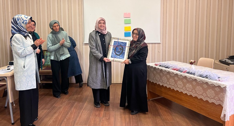 Akkent Kadın Kültür Merkezi’nde Esmaü’l-Hüsna Yarışması