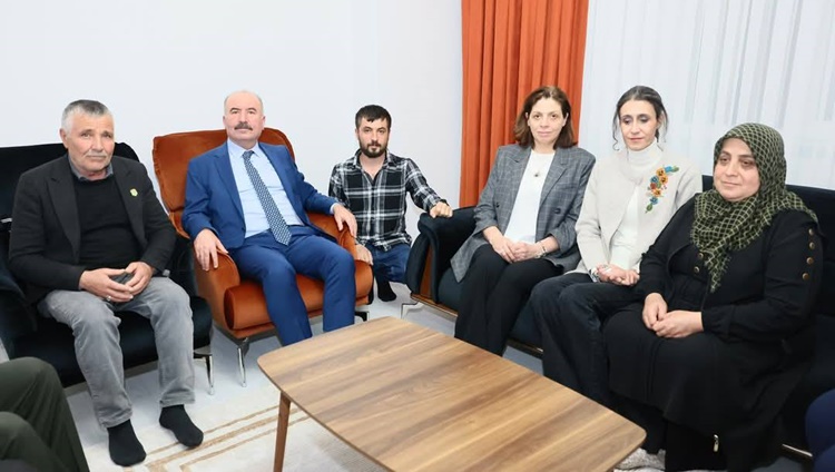 Şehidimizin Ailesine Ziyaret