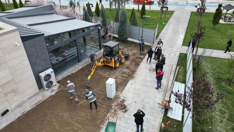 Kadınlar Lokali Açılıyor