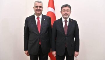 “Çiftçimizin Yanındayız, Devletimiz Tüm İmkanlarıyla Sahada”