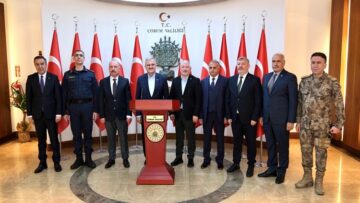 Bakan Yardımcısı Sahipsiz Sokak Hayvanları Koruma Birliği’ni Topladı