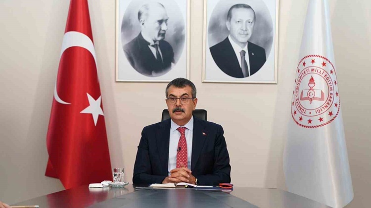 Milli Eğitim Bakanı Geliyor