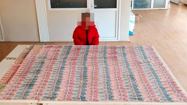 Dilencinin Üzerinden 50 Bin Lira Çıktı
