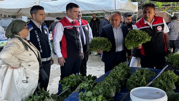 Çarşamba Pazarı’nda Hijyen Denetimi