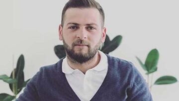 Görevden Alındığını Duyurdu!