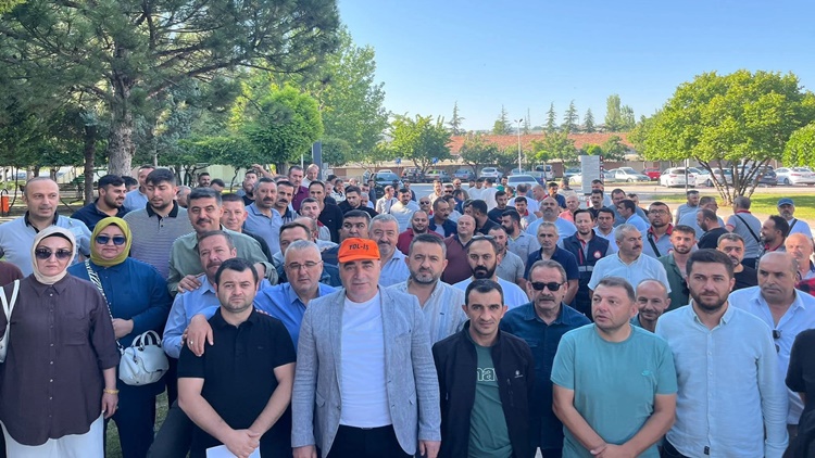 Karayolların da Oturma Eylemi!