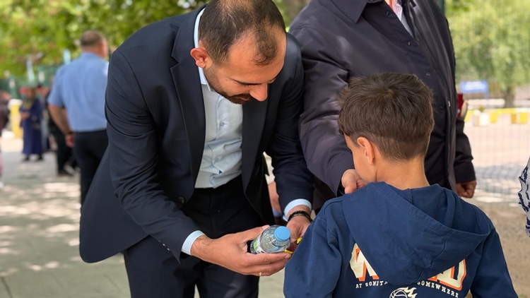 AK Gençlik Hep Anından Hep Yanında