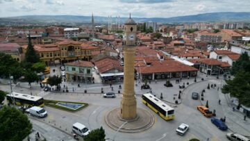 Tarihi Silüete Estetik Dokunuş