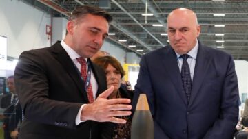 Arca Küresel Oyuncu Olma Yolunda