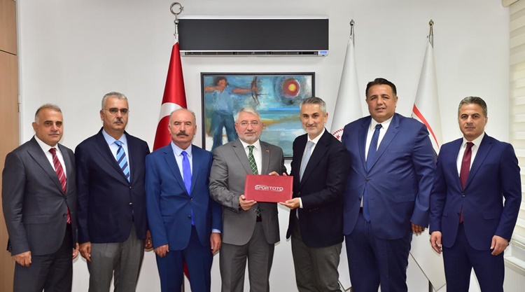 Başkan Aşgın’dan Çorum’a Yeni Spor Tesisleri Müjdesi