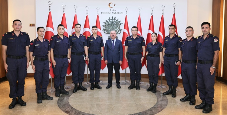 Vali Çalgan, Stajyer Subay Öğrencileri Kabul Etti