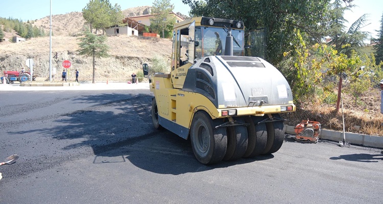 Uğurludağ’a 2 Bin 715 Ton Asfalt Desteği